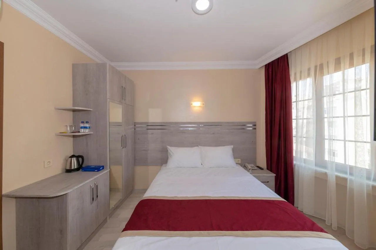 Beijing Hotel Istanbulská provincie 2*,