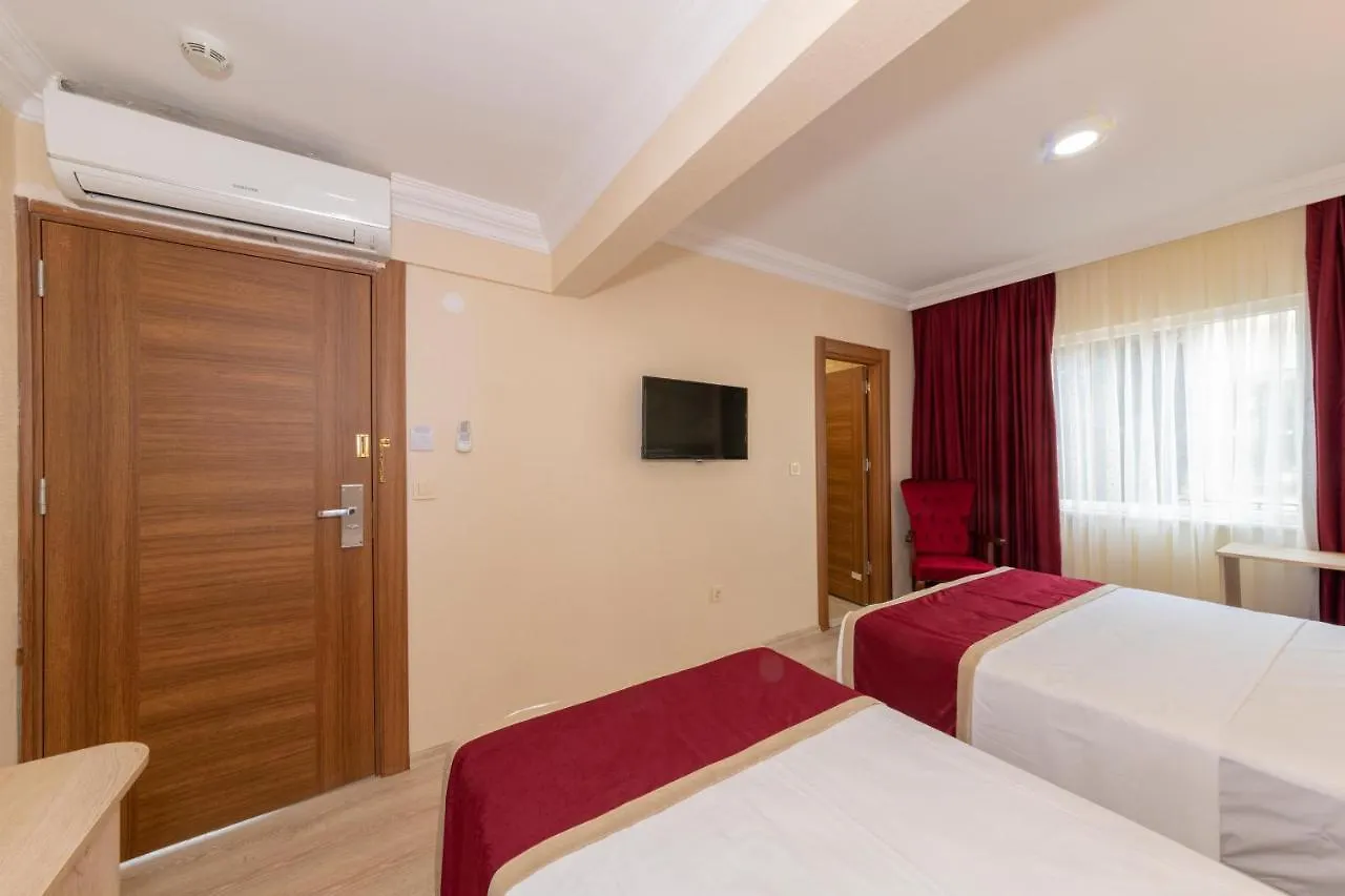 Beijing Hotel Istanbul 2*,
